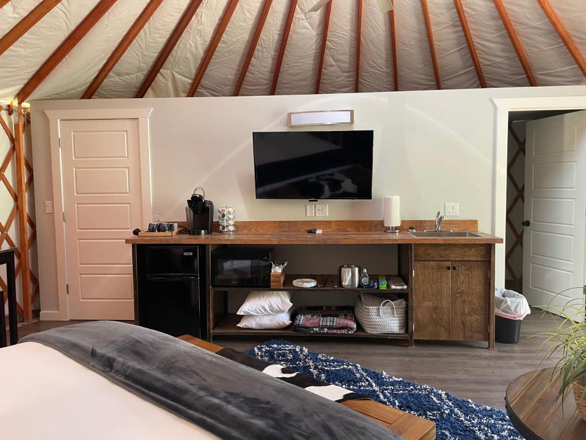 Escalante Yurts - Luxury Lodging Exterior foto